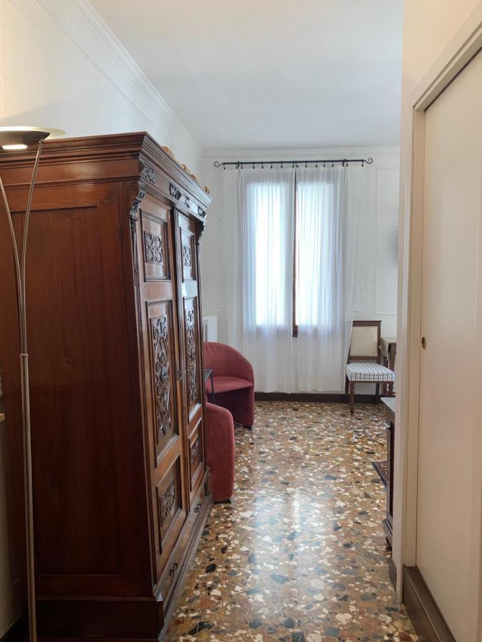 B&B Al Teatro With Canal View Wenecja Zewnętrze zdjęcie